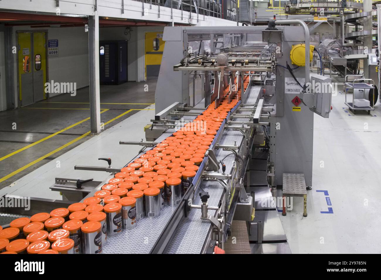 Dieppe, industrial park of Rouxmesnil-Bouteille (northern France): Nestlé factory where instant coffees Ricoré and Nescafé are made. Automated product Stock Photo