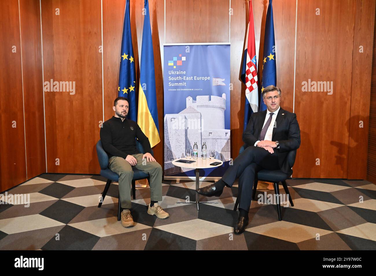 Dubrovnik, 091024. Prime Minister Andrej Plenkovic and Ukrainian President Volodymyr Zelenski at Ukraine - Southeast Europe summit. Photo: Tonci Plazibat / CROPIX Dubrovnik Croatia Copyright: xxToncixPlazibatx/xCROPIXx tp summit zelenski12-091024 Stock Photo