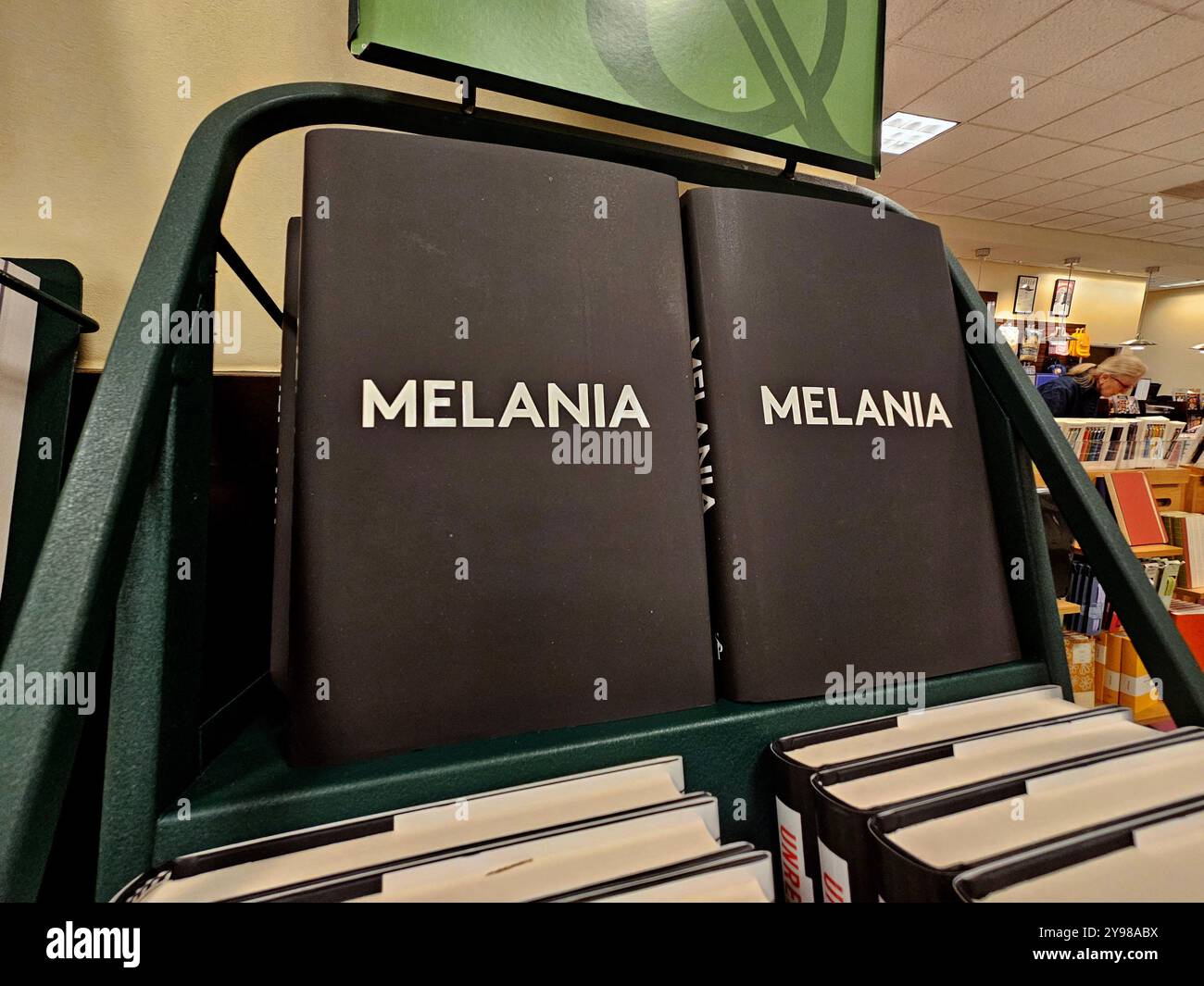 new-york-united-states-09th-oct-2024-melania-trump-s-new-book-hit