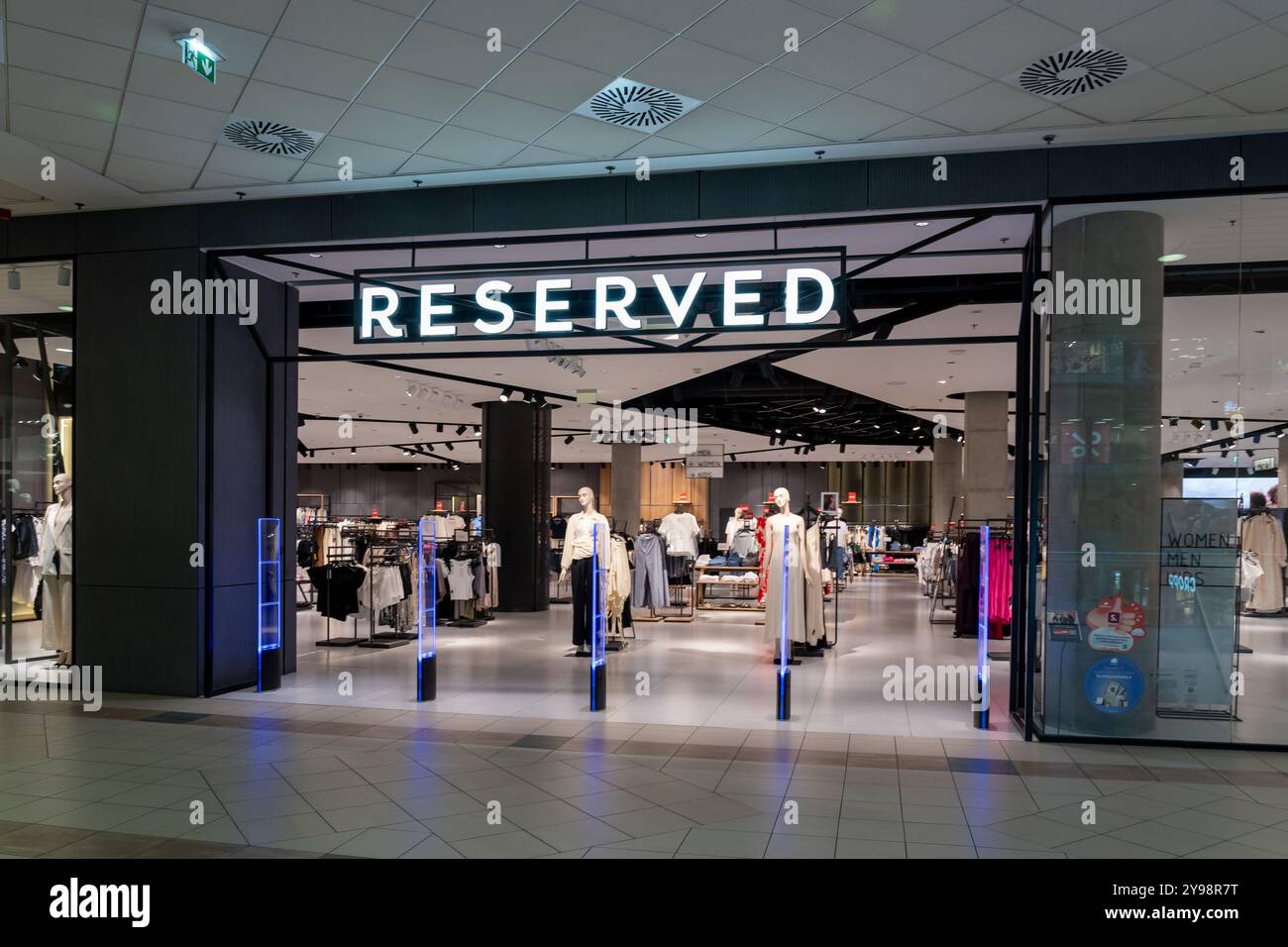 A Reserved clothing store at a shopping mall in Vienna, Austria. Stock Photo