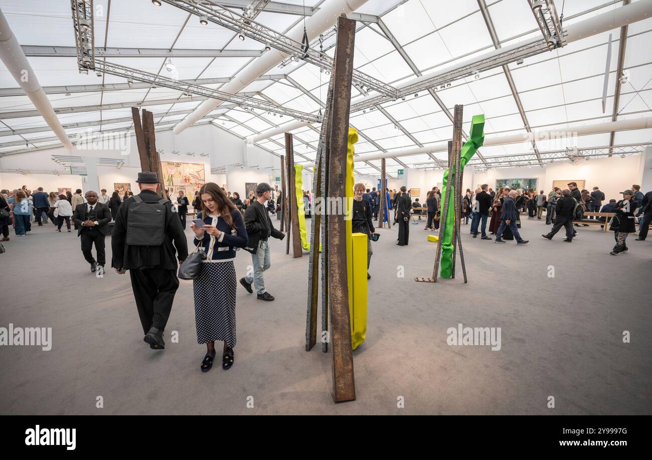 The Regents Park, London, UK. 9th Oct, 2024. Frieze London ...