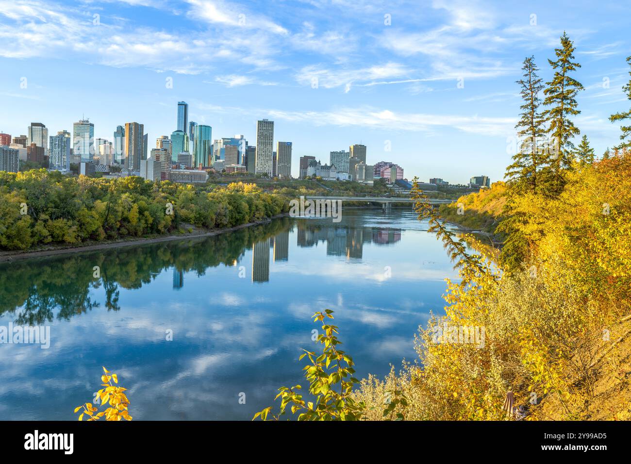 Edmonton, Canada, September 24, 2024: View to Edmonton downtown from the right side of the North saskatchewan river in early fall season Stock Photo