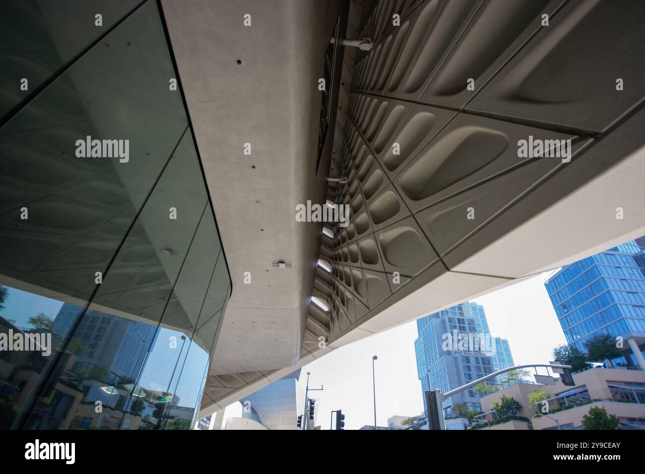 broad museum front facade los angeles, minimalism, structure Stock ...