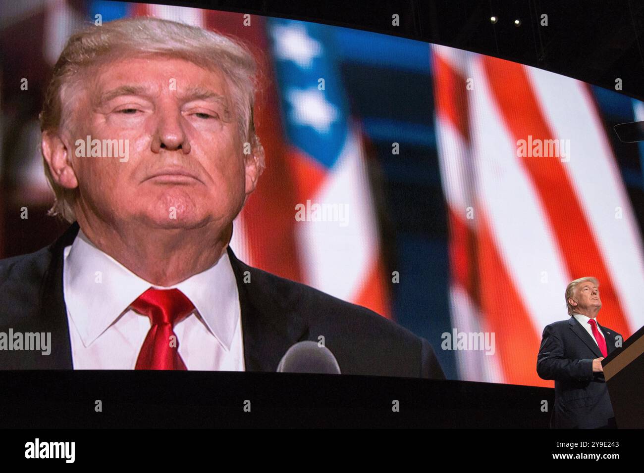 Donald Trump delivers a fiery acceptance speech at the Republican ...