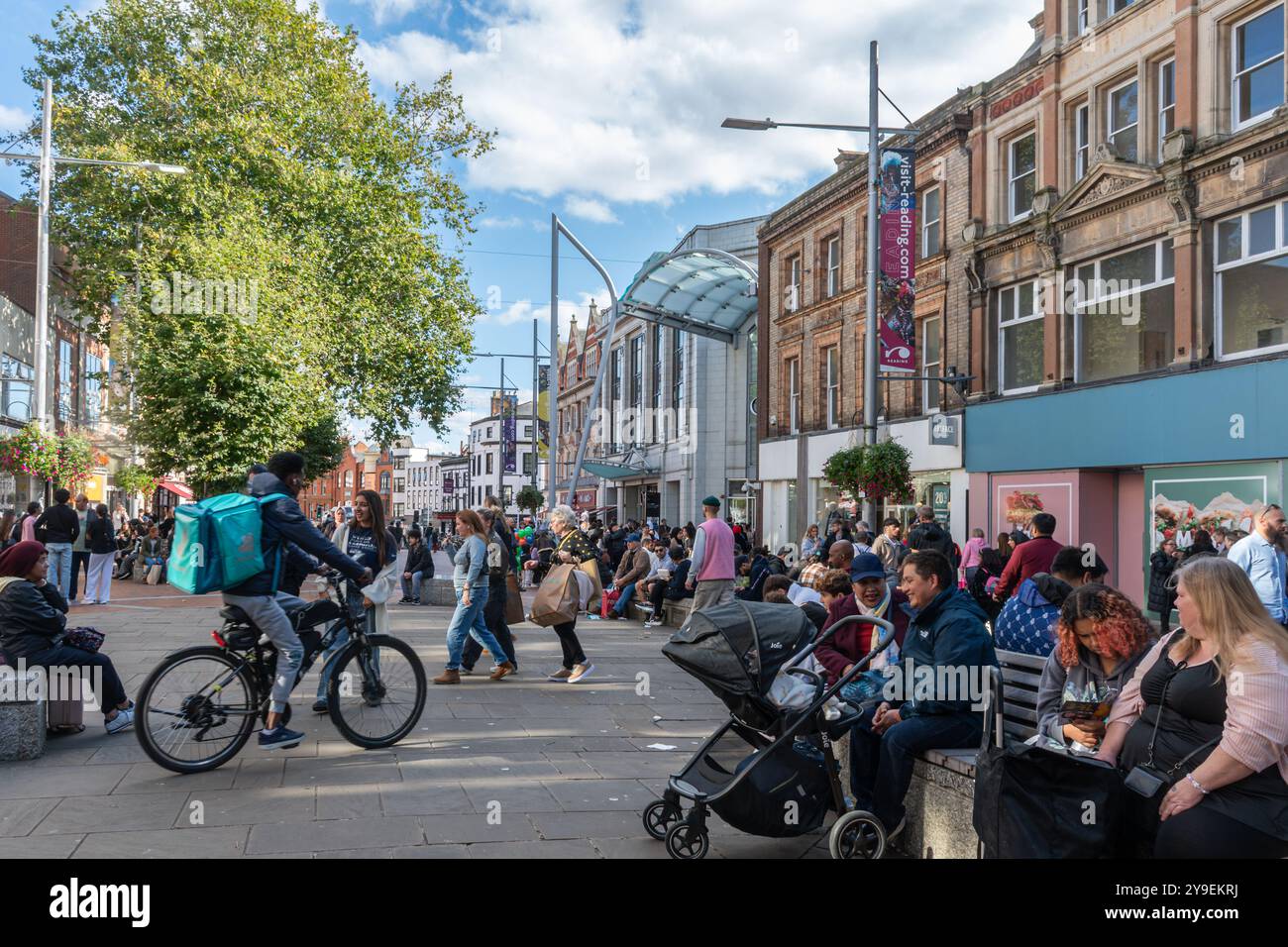 People shopping on Broad Street in Reading town centre, Berkshire, England, UK, on a busy Saturday Stock Photo