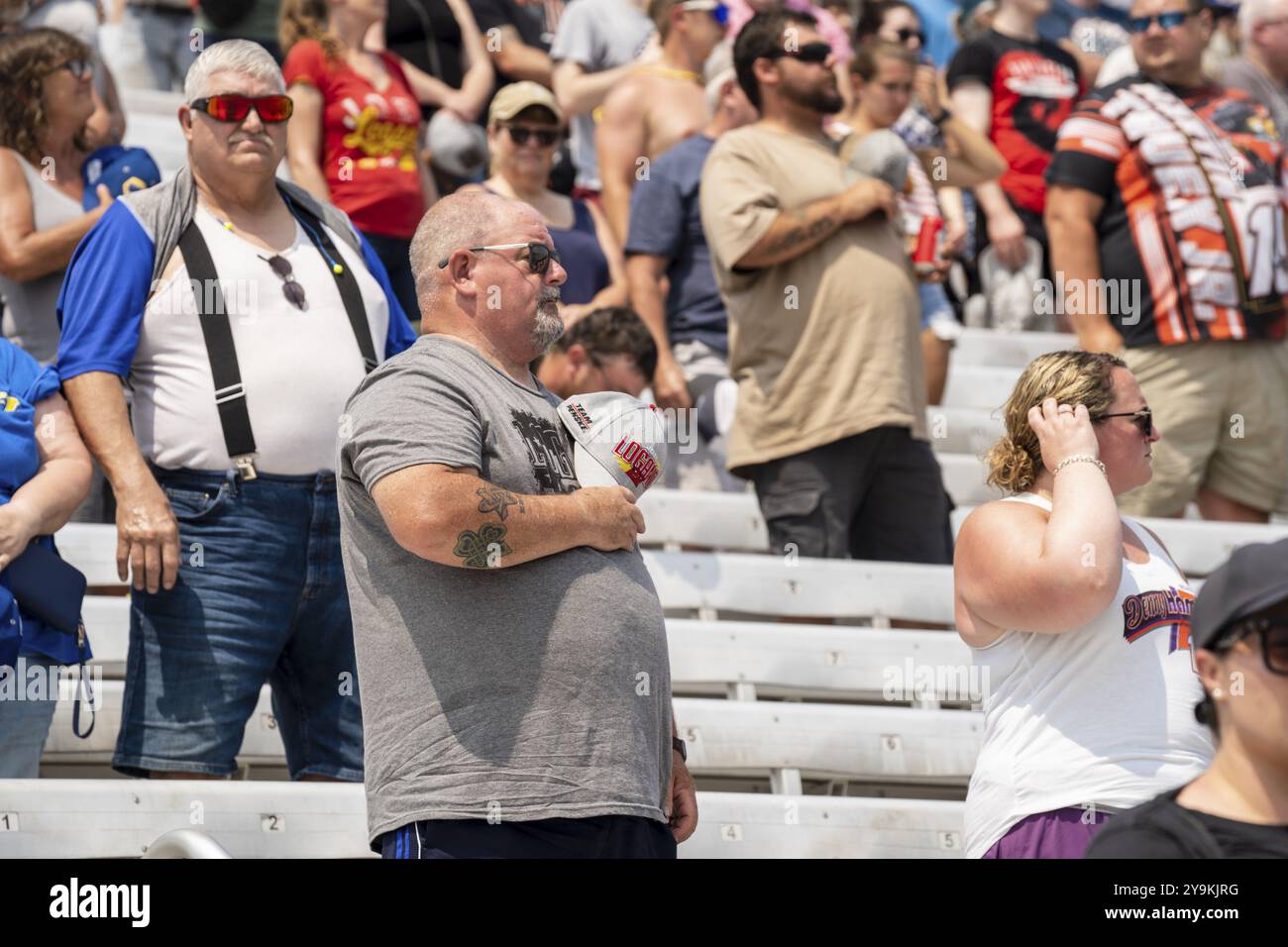 Fans watch as drivers race for position for the Crayon 301 at the New ...