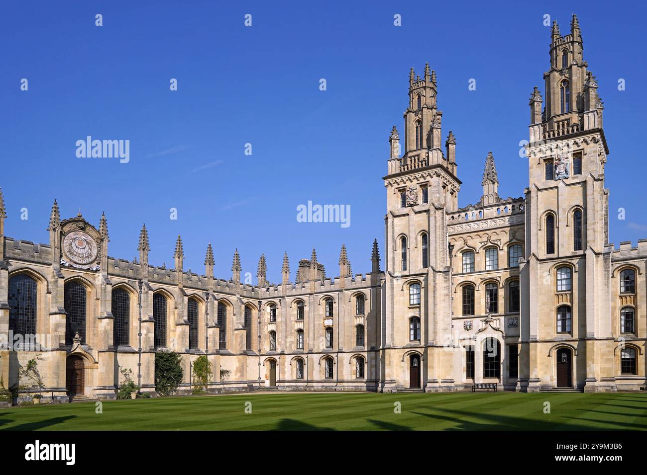 Oxford University, inner courtyard of All Souls College Stock Photo