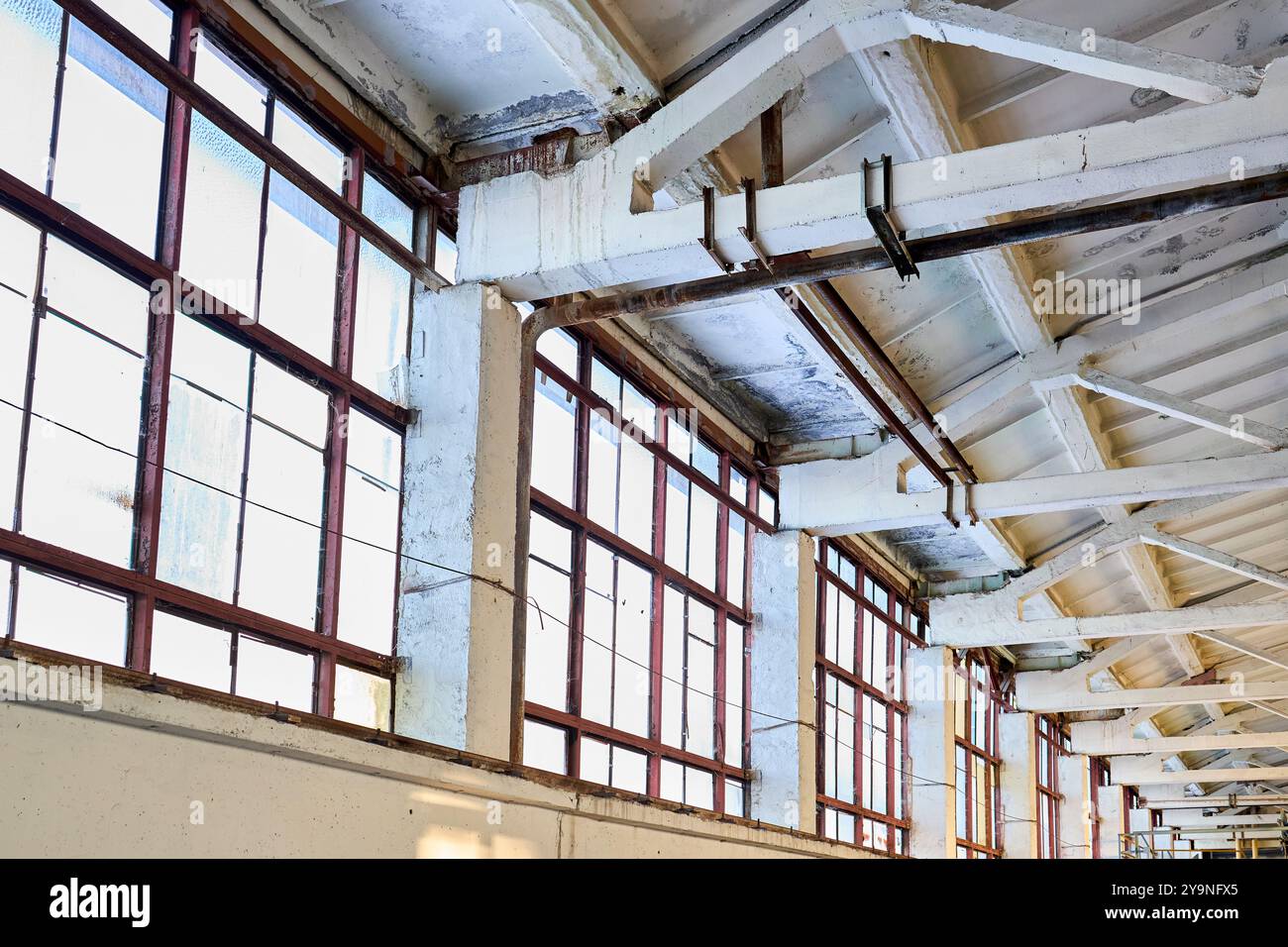 Self destructing membranes of explosive production ceilings with system ...