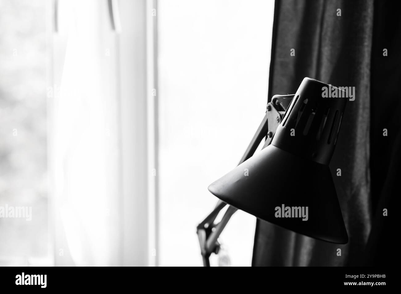 Sitting elegantly in black hi-res stock photography and images - Alamy