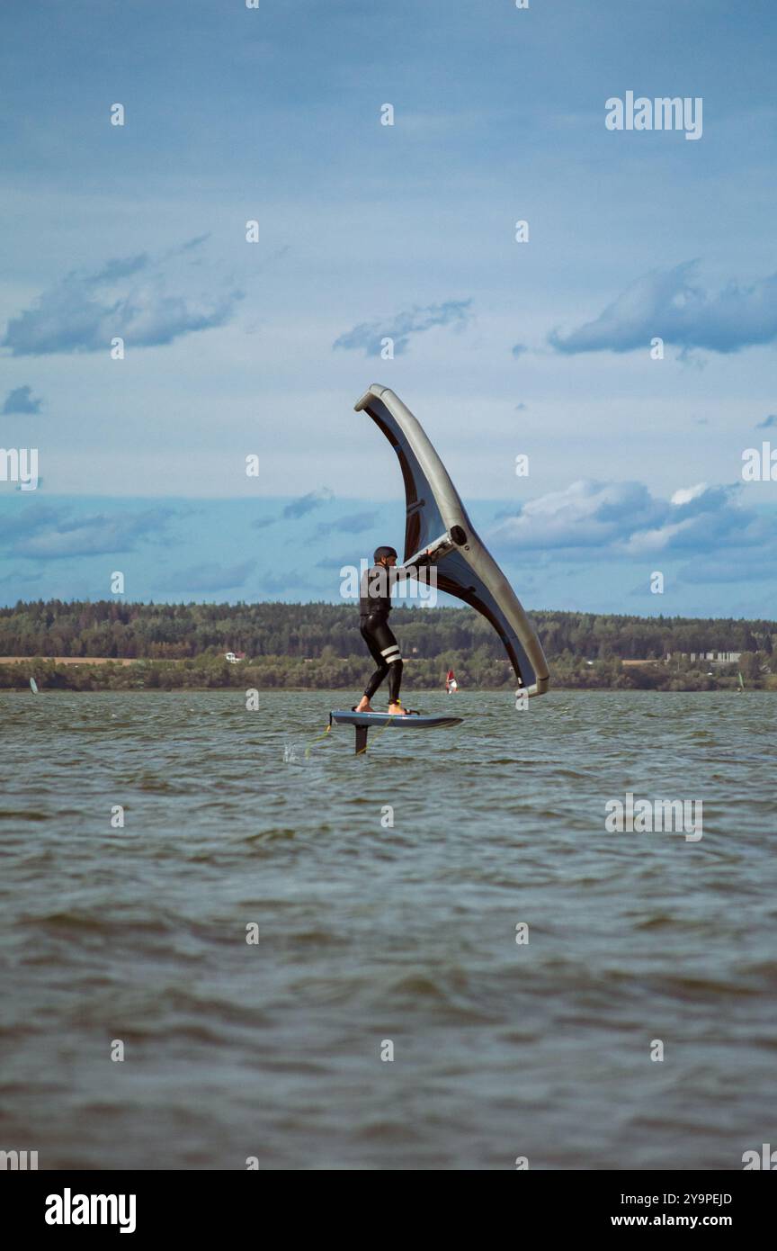 Foil wing hi-res stock photography and images - Alamy