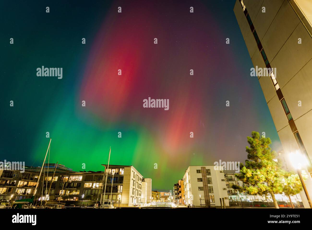 Denmark In October Odense, Denmark. 10th, October 2024. Northern lights seen over Odense ...