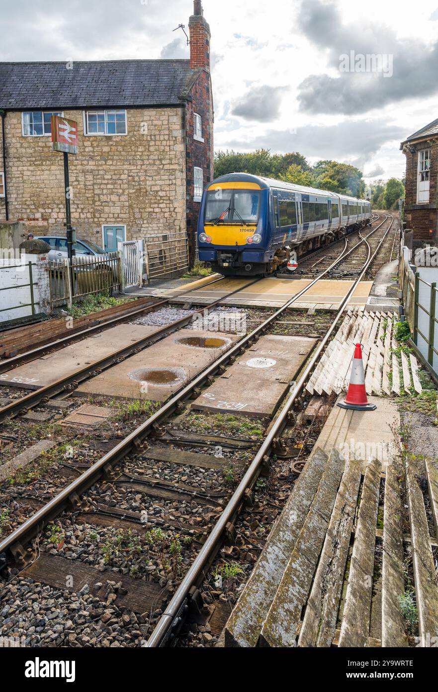 Northern class 170 turbostar hi-res stock photography and images - Alamy