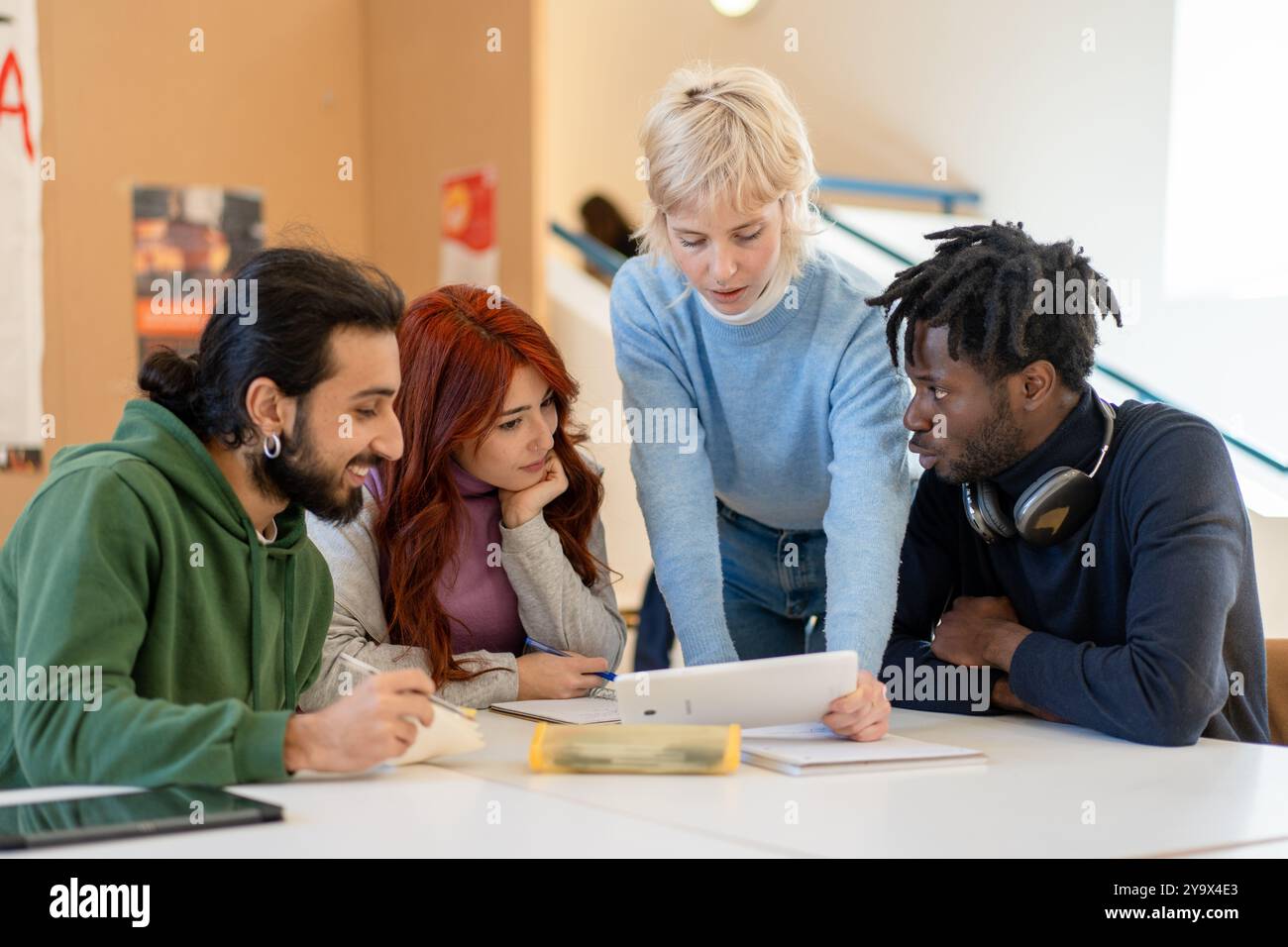 Academic project hi-res stock photography and images - Alamy