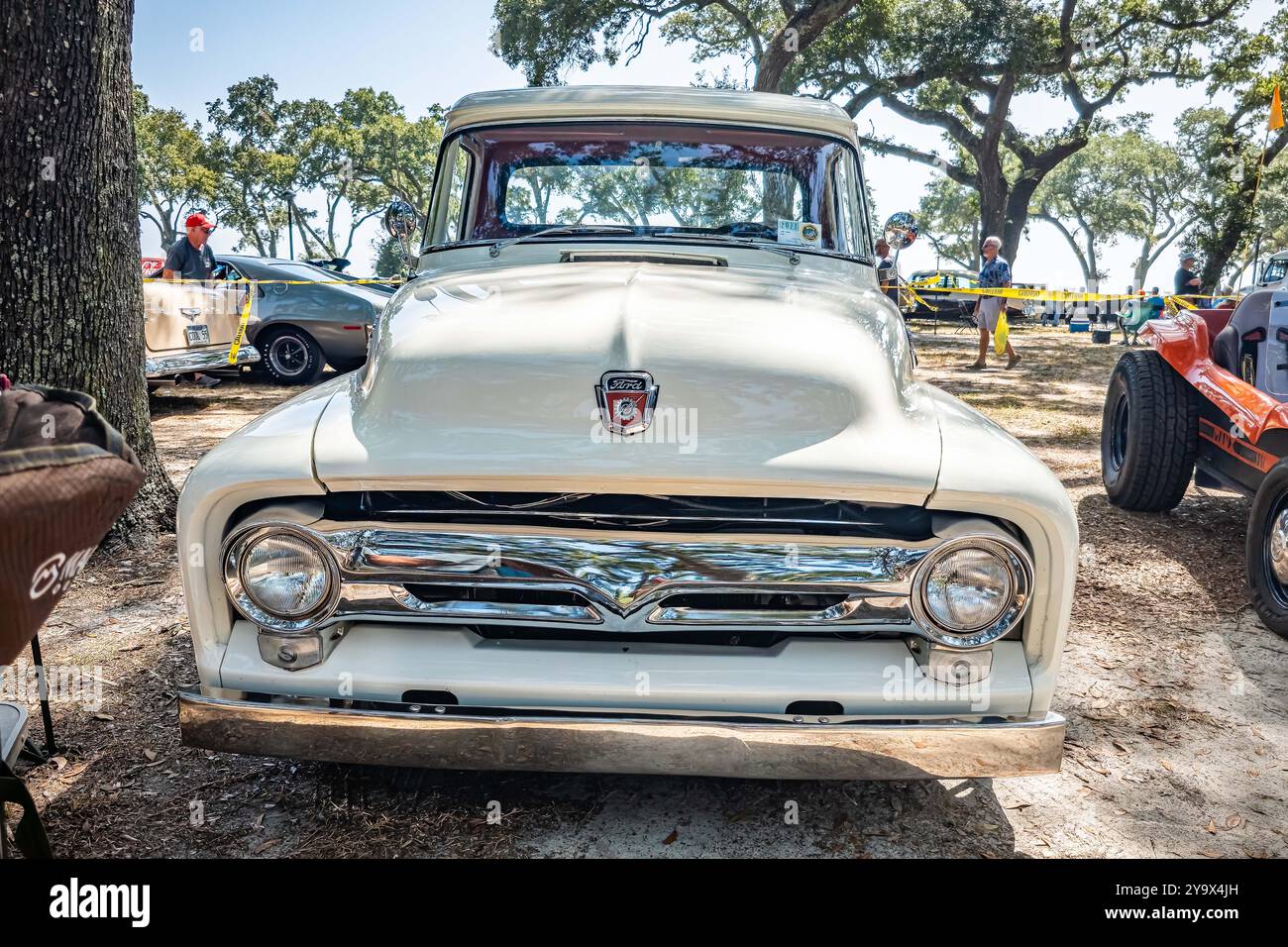 Gulfport, MS - October 03, 2023: High perspective front view of a 1956 Ford F-100 Pickup Truck at a local car show. Stock Photo