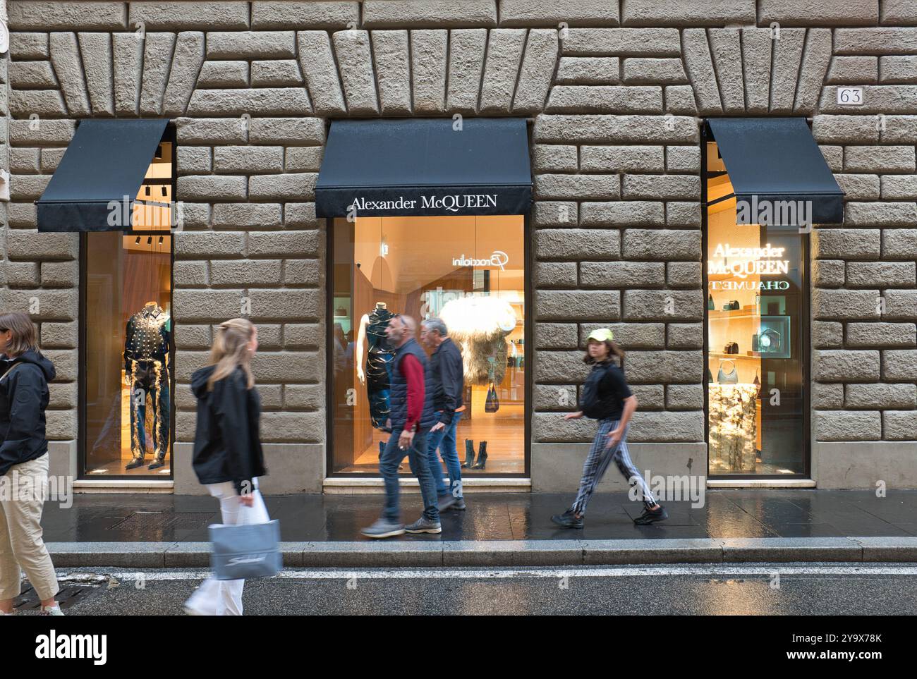 Alexander mcqueen store hi res stock photography and images Page 2 Alamy