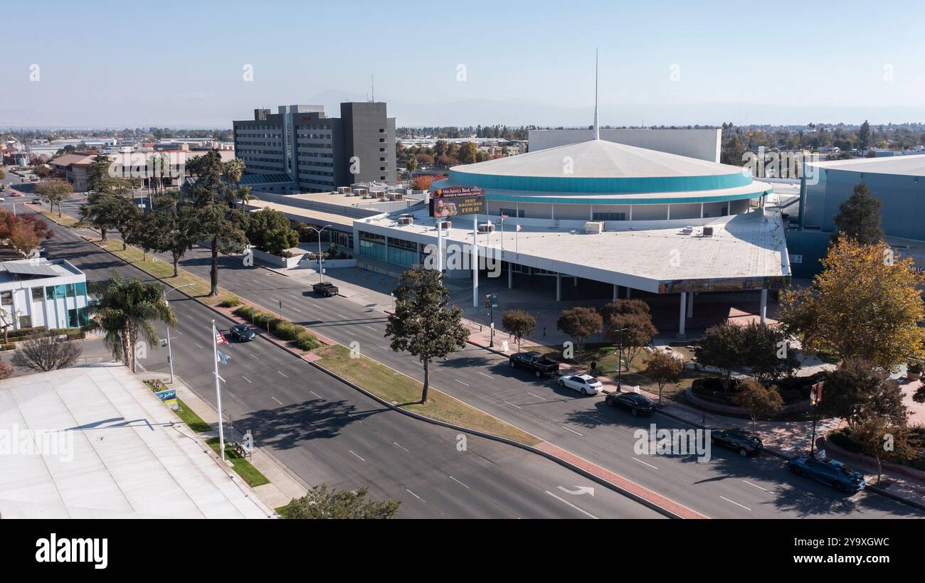 Bakersfield, California, USA - November 24, 2023: Afternoon sun shines on the Convention Center and urban core of downtown Bakersfield. Stock Photo