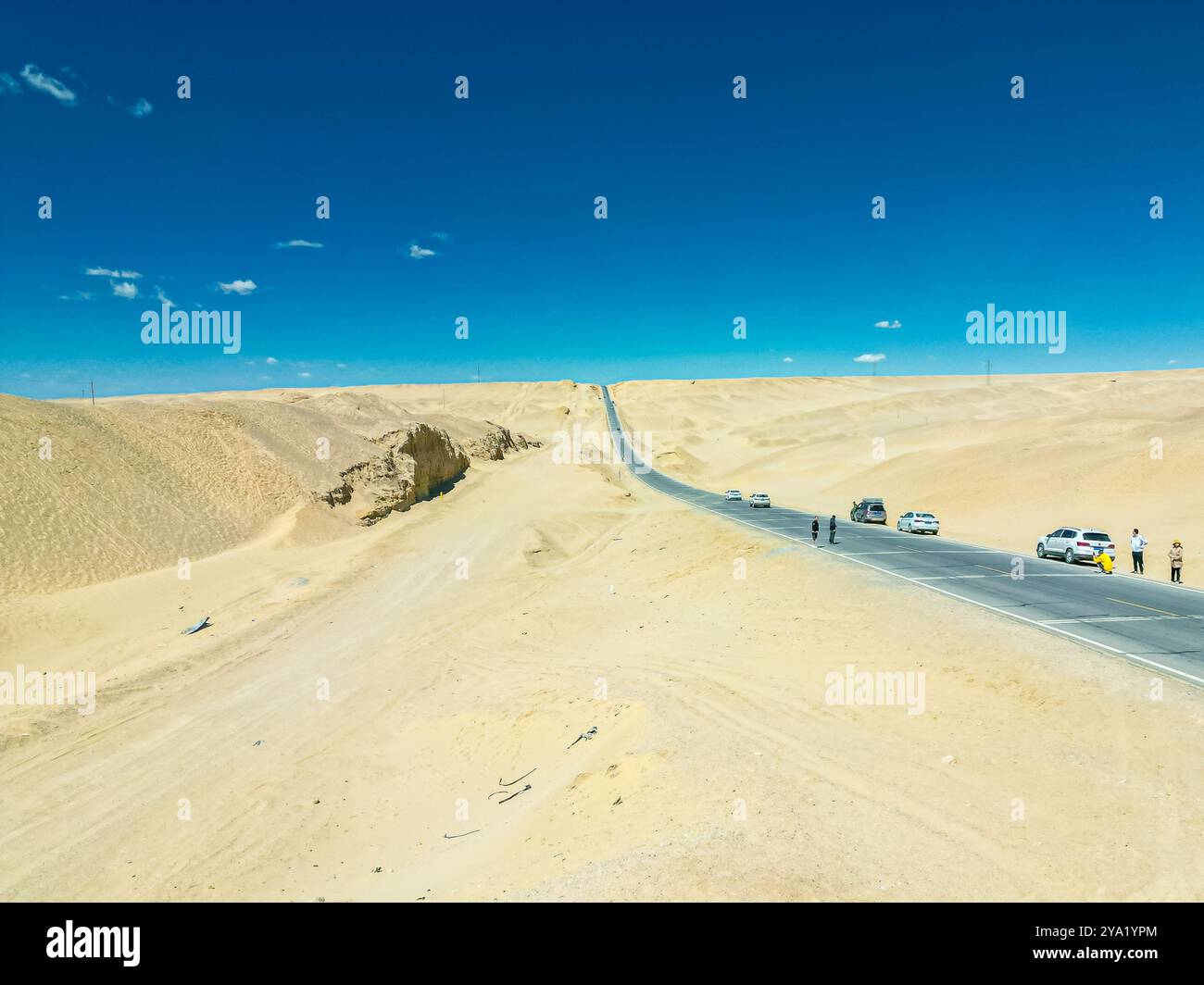 Qinghai-Xinjiang Highway, known as the China National Highway 315 (G315 ...