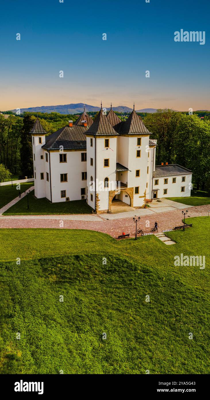 Aerial drone footage white castle hi-res stock photography and images ...