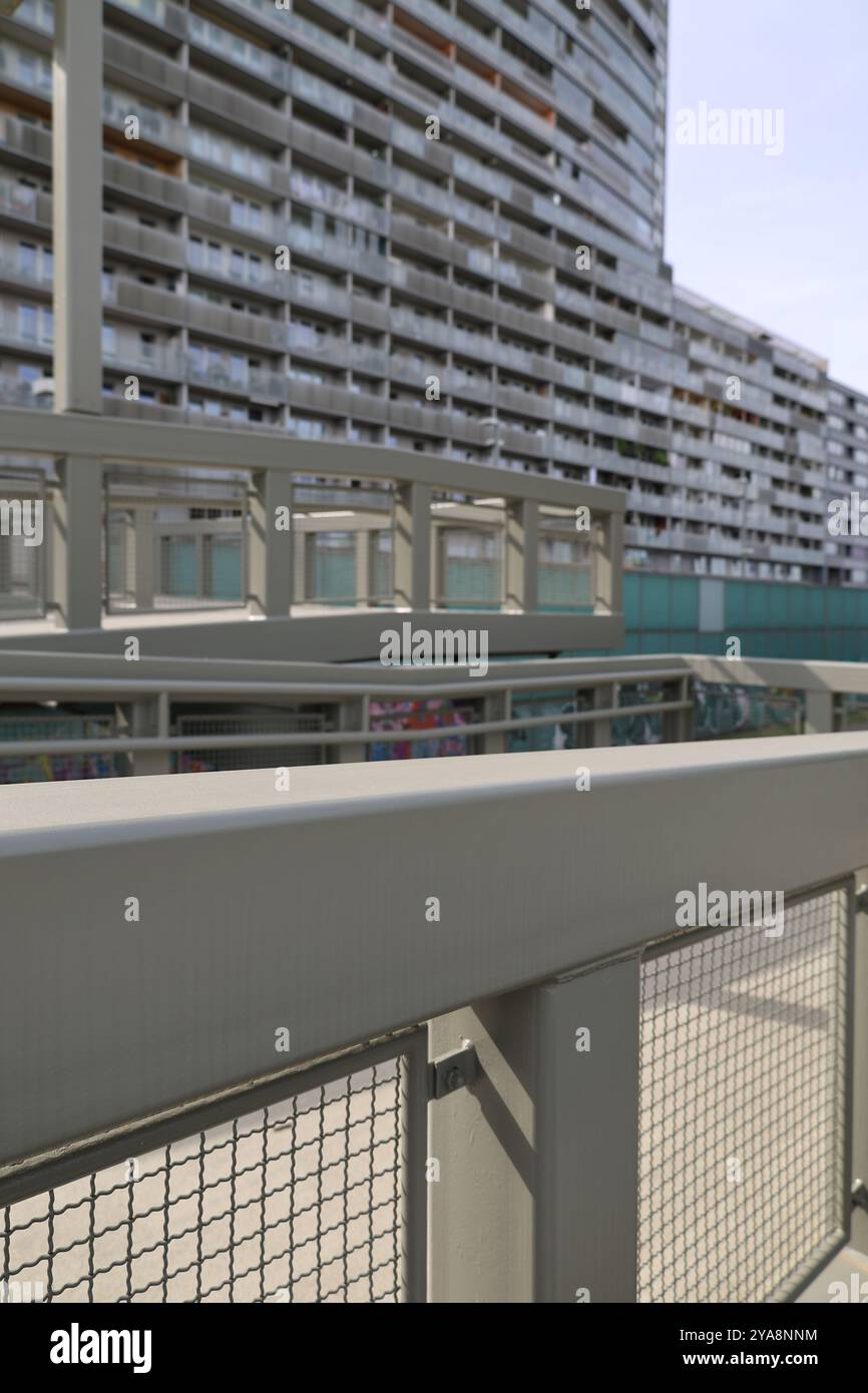 Geländer am Kaisermühlen. architecture. Wien. Vienna. railing Stock ...