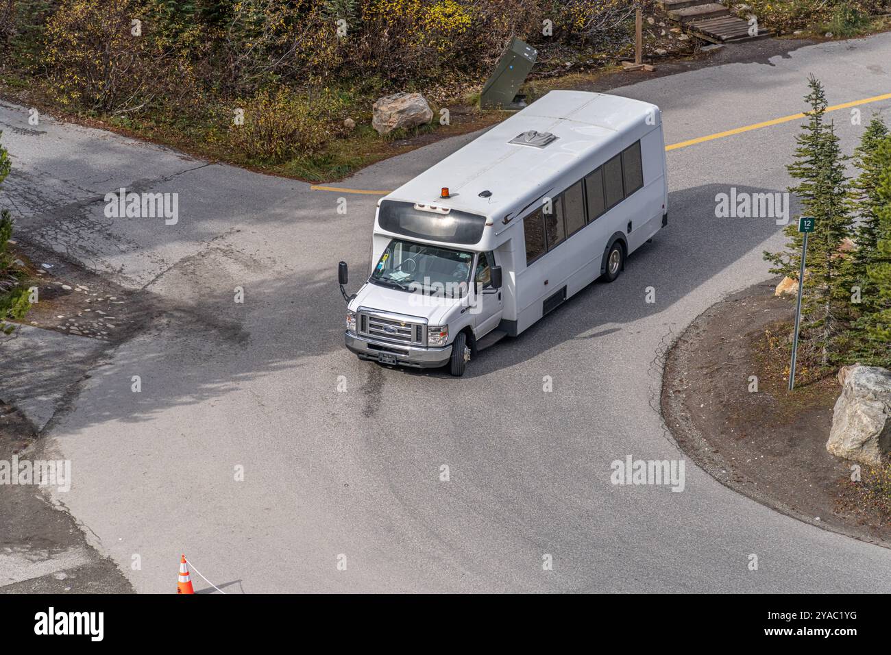 11 October 2024 - Moraine lake Alberta Canada - Shuttle buses dropping of tourists Stock Photo