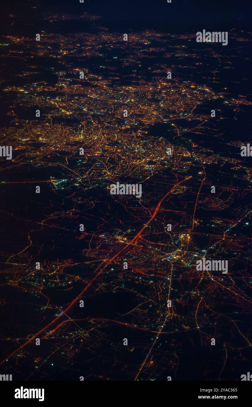 Night flight map hi-res stock photography and images - Alamy