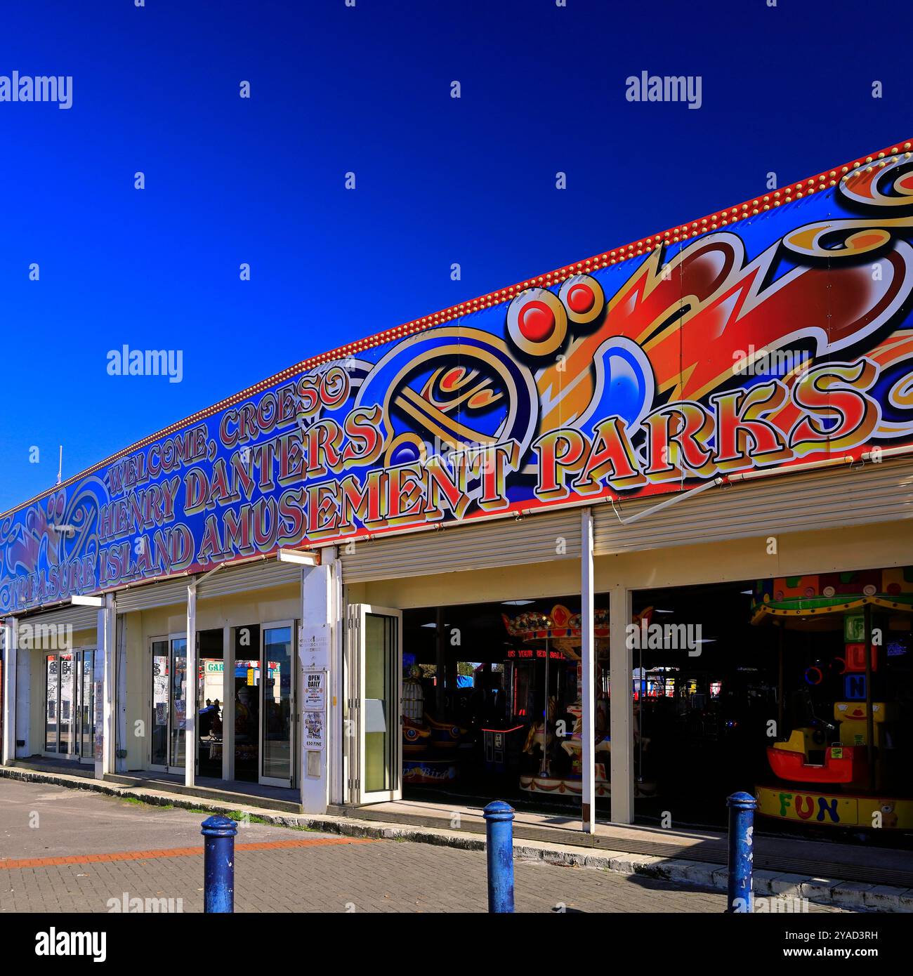Henry danters treasure island hi-res stock photography and images - Alamy