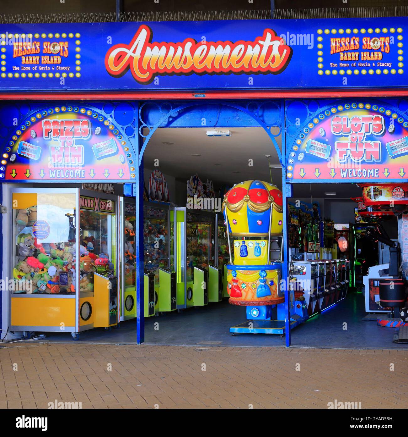 Gavin stacey arcade hi-res stock photography and images - Alamy