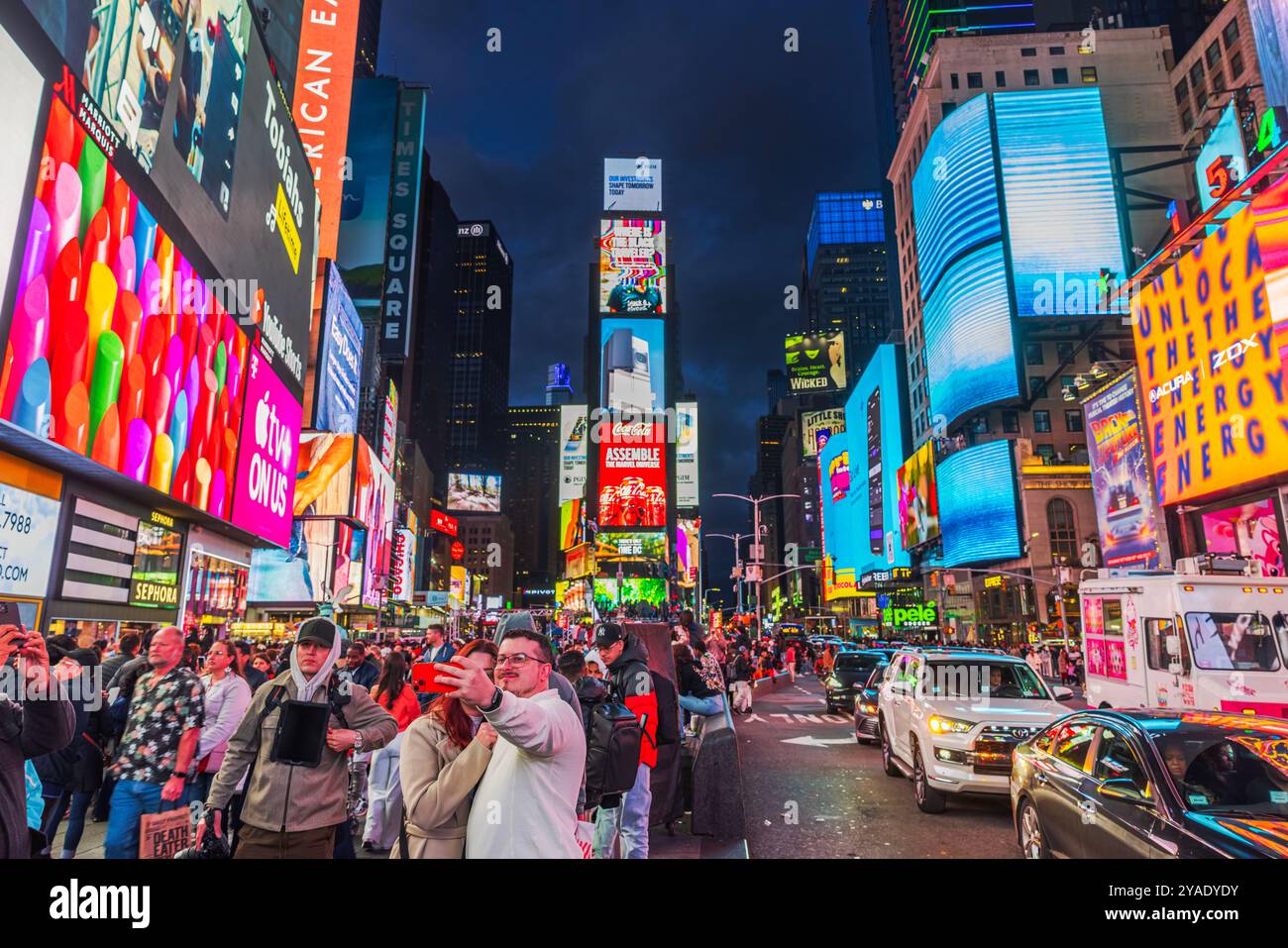 New york city selfies hi-res stock photography and images - Alamy