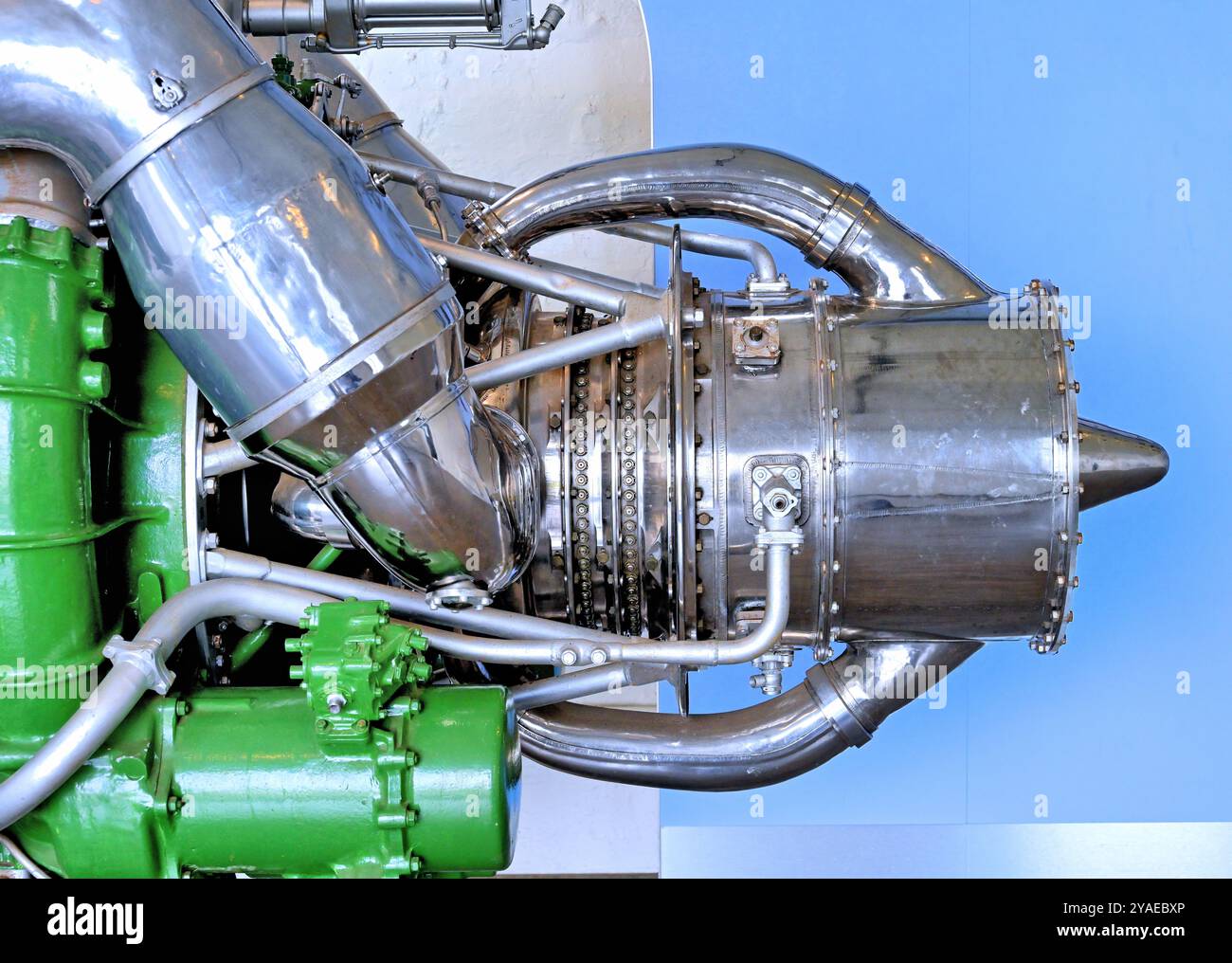 National Museum Of Flight Scotland a Napier Nomad turbo compound diesel ...