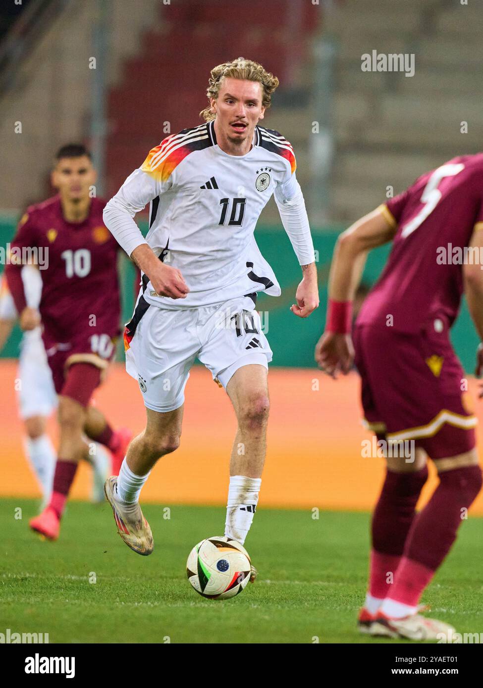 Nick Woltemade DFB U21 Nr 10 In The EM Match GERMANY U21 BULGARIA 2 1 U 21 Nick Woltemade Dfb U21 Nr10 In The Em Match Germany U21 Bulgaria 2 1 U 21 European On Oct 11 2024 In Regensburg Germany Season 20242025 Peter Schatz 2YAET01 