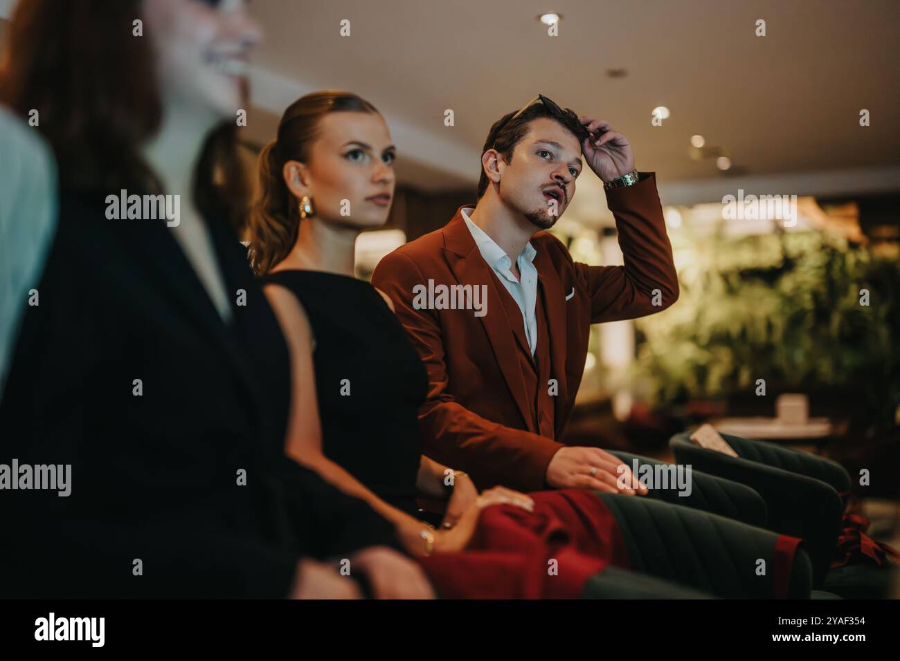 Group of men in formal attire hi-res stock photography and images - Alamy