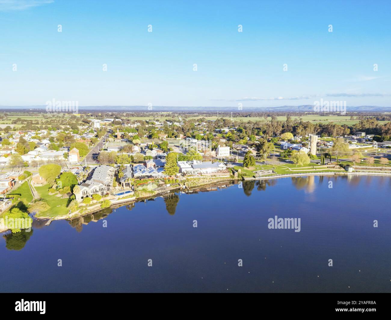 NAGAMBIE, AUSTRALIA, SEPTEMBER 25 2023: Late spring afternoon aerial views of Nagambie township and Lake Nagambie in Goulburn Valley, Victoria, Austra Stock Photo