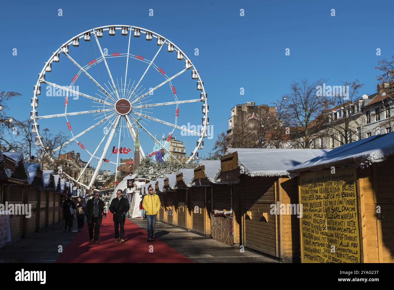 Russels Old Town, Brussels Capital Region, Belgium, 12 06 2019 The ferris Wheel at the Christmas market at Place Sainte Catherine, Europe Stock Photo