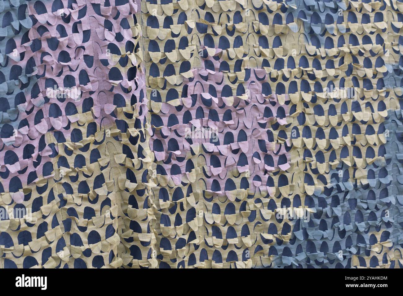 Military concealment hi-res stock photography and images - Alamy
