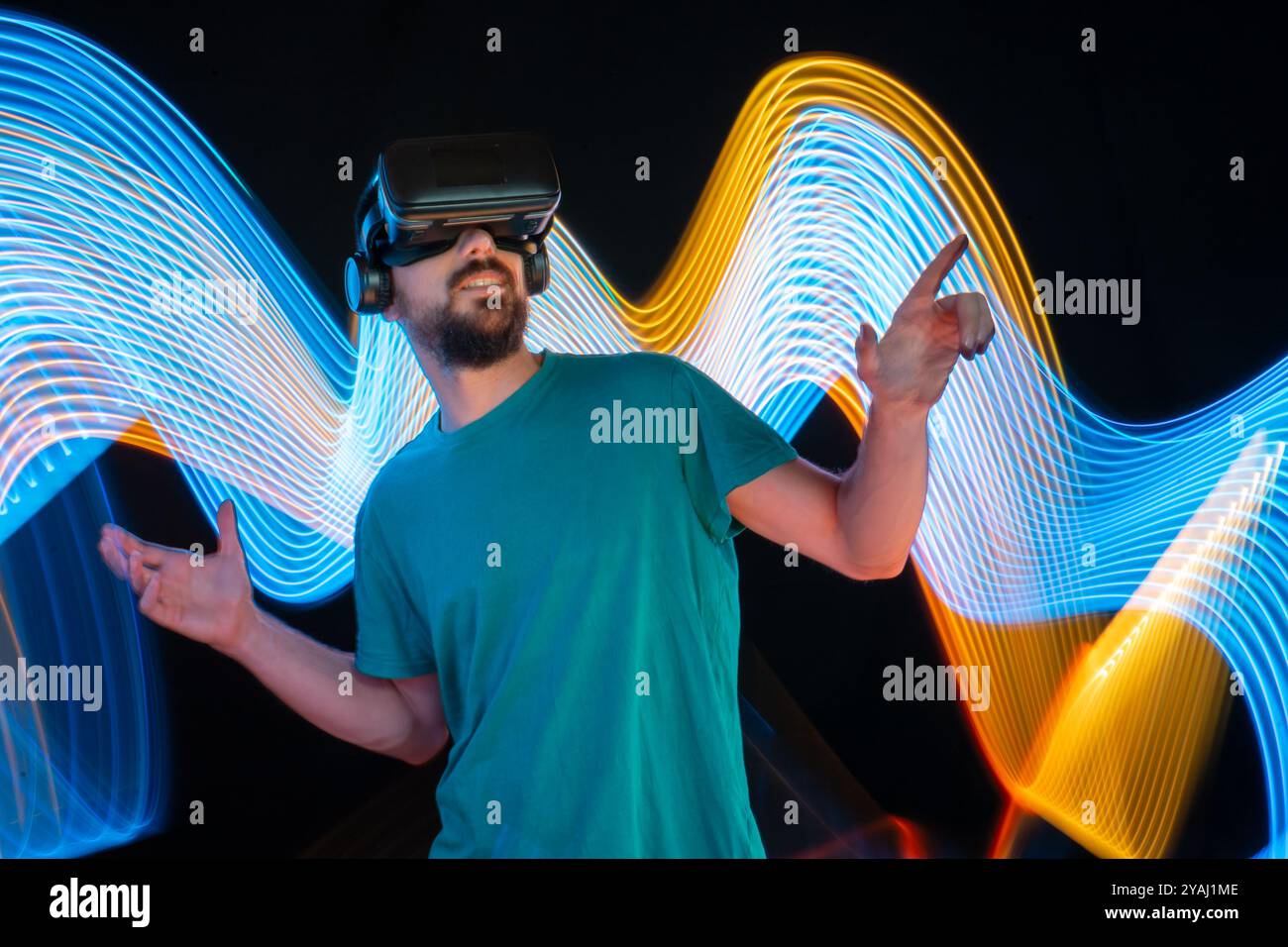 Virtual reality simulation hi-res stock photography and images - Alamy