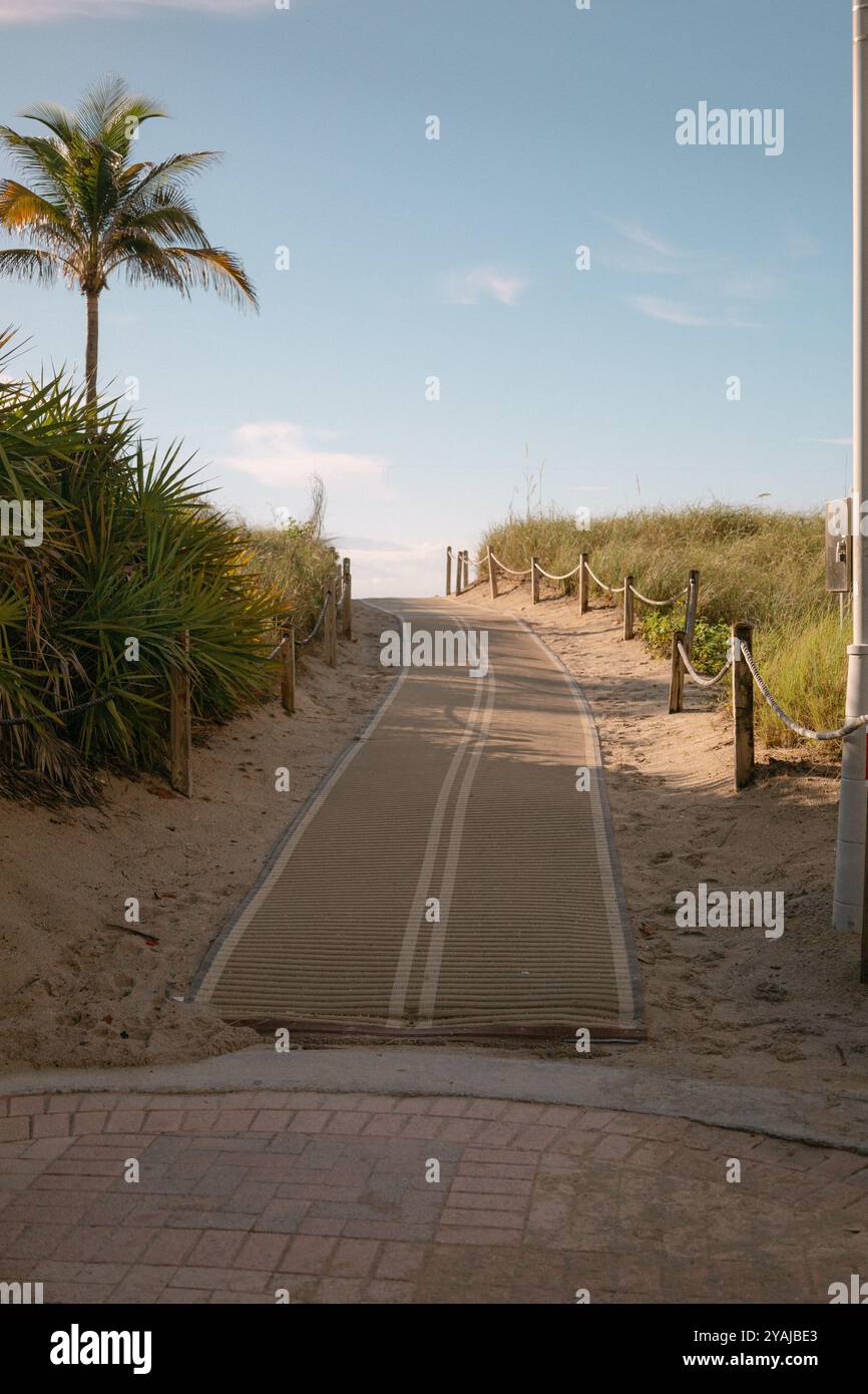 miami beach walkway - june 2024 Stock Photo - Alamy