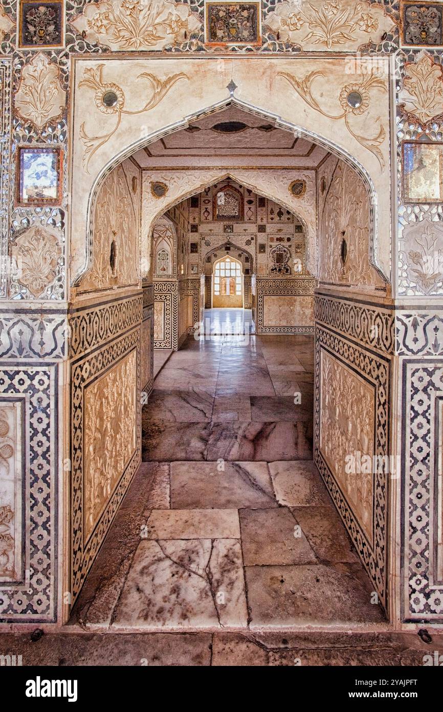 Amber fort india interior hi-res stock photography and images - Alamy