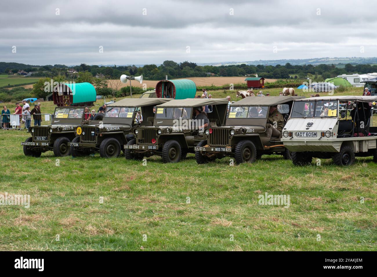 Antique military vehicles hi-res stock photography and images - Alamy