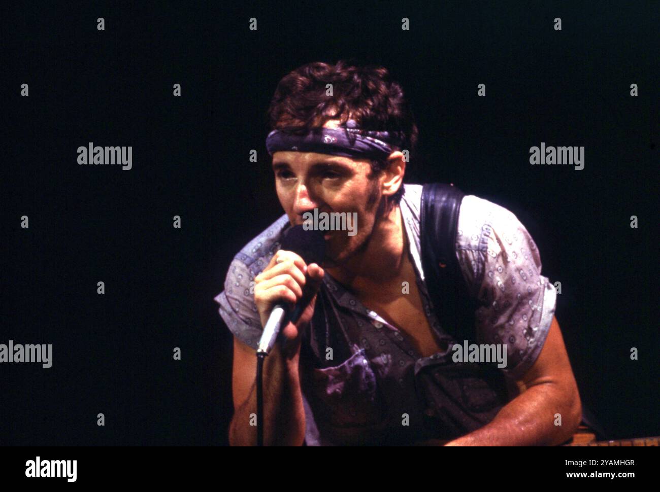 DETROIT - JULY 30: American singer-songwriter Bruce Springsteen during ...