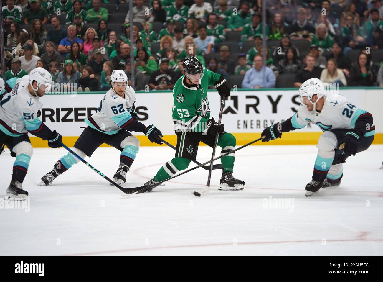 Dallas United States 13th Oct 2024 Wyatt Johnston 53 Of Dallas dallas-united-states-13th-oct-2024-wyatt-johnston-53-of-dallas