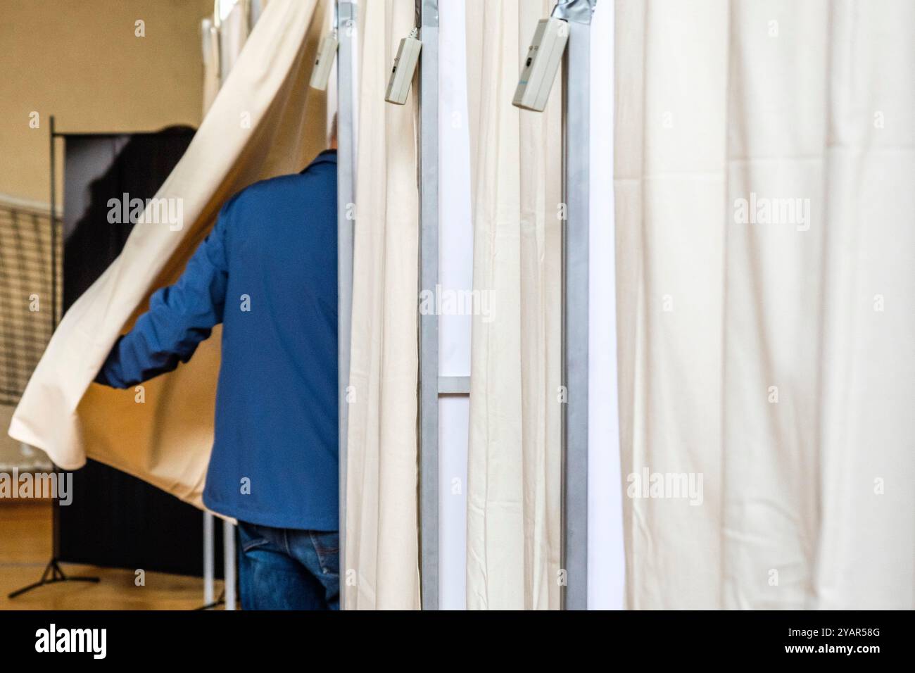In Belgium, the voters are called to elect councellors and  mayor in their cities, and to elect the provincial deputies. | En Belgique, les électeurs Stock Photo