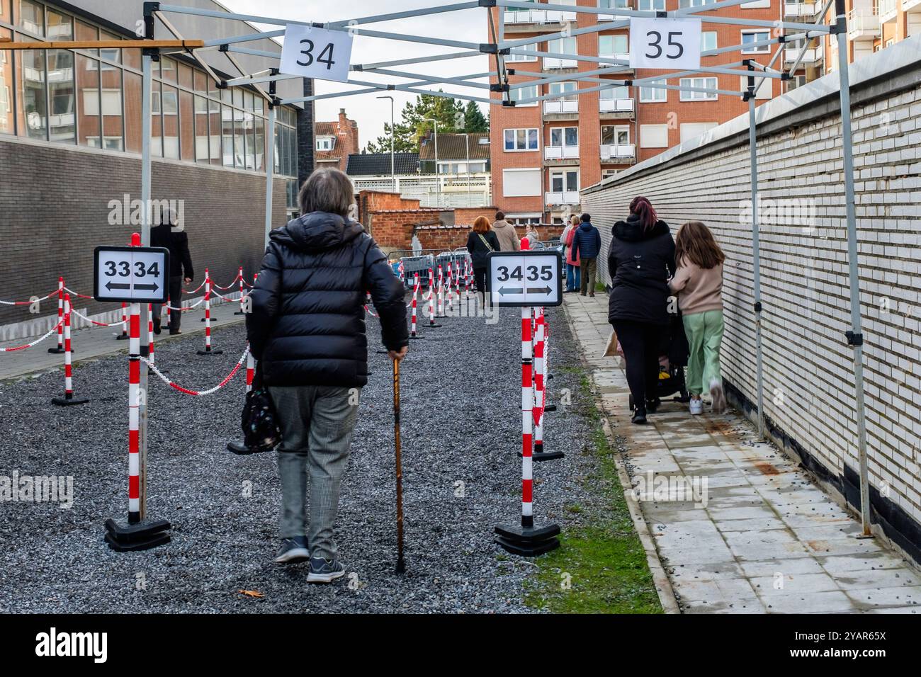 In Belgium, the voters are called to elect councellors and  mayor in their cities, and to elect the provincial deputies. | En Belgique, les électeurs Stock Photo