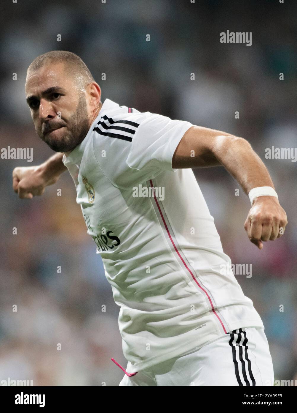 Benzema 2014 hi-res stock photography and images - Alamy, image size:1002x1390