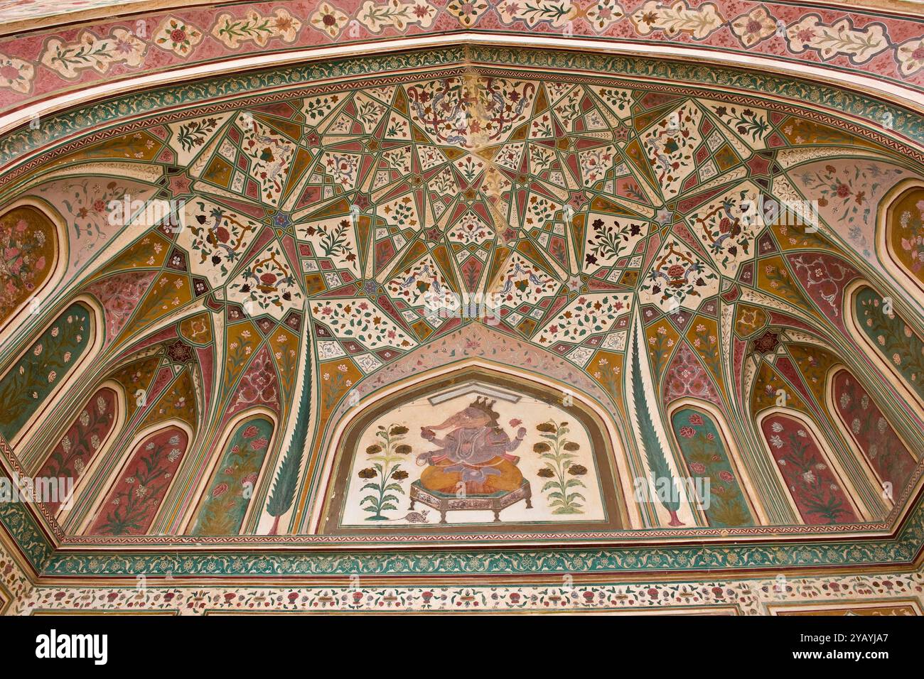 Amber fort india interior hi-res stock photography and images - Alamy
