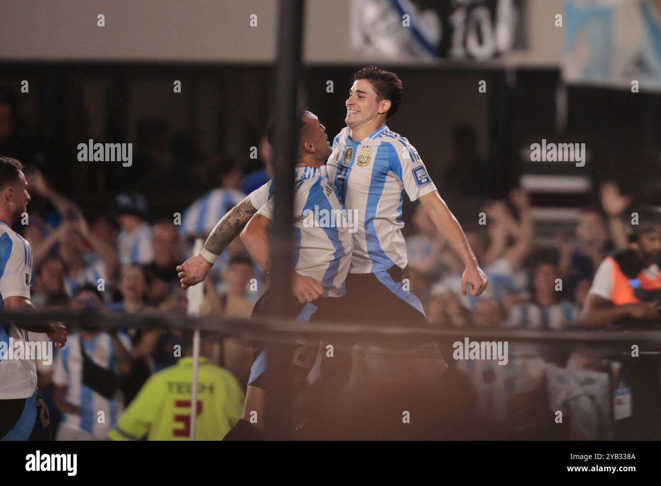 Lionel messi goal celebration argentina hi-res stock photography and images  - Page 2 - Alamy, image size:1300x956