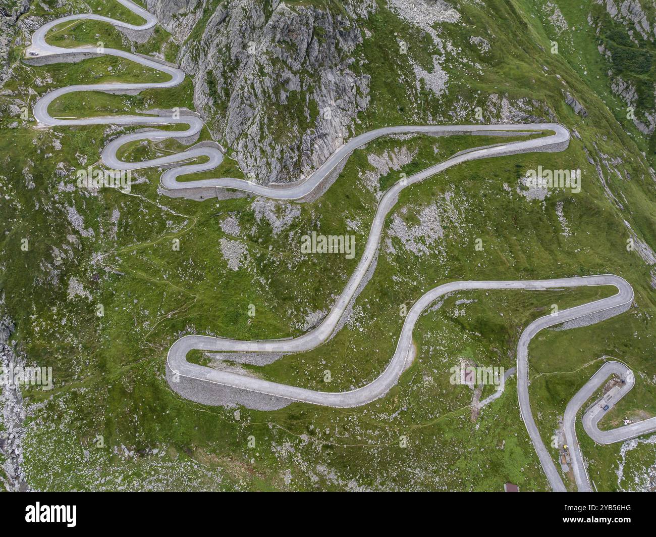 La Tremola World famous Serpentine Road Through The Val Tremolo Road la-tremola-world-famous-serpentine-road-through-the-val-tremolo-road