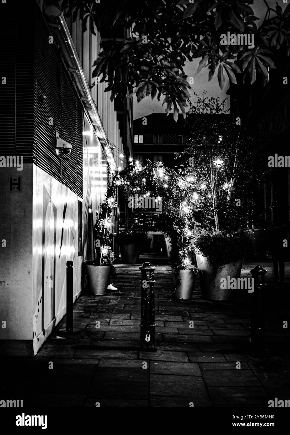 Everyday london architecture Black and White Stock Photos & Images - Alamy