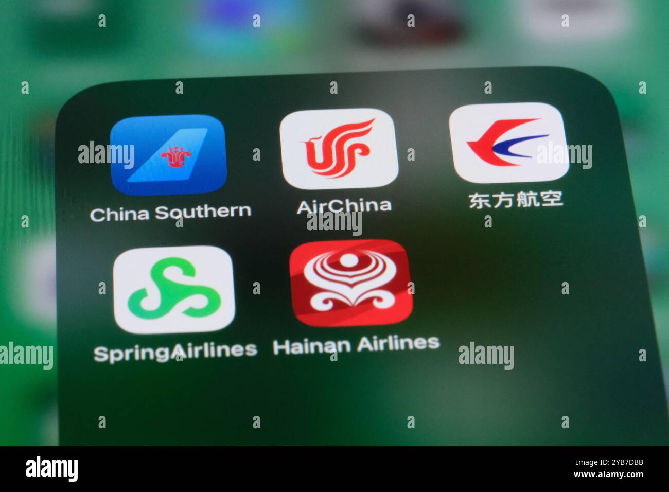 Air China, China Southern Airlines, China Eastern Airlines, Spring Airlines, Hainan Airlines app icons. Assorted Chinese airline company logos Stock Photo