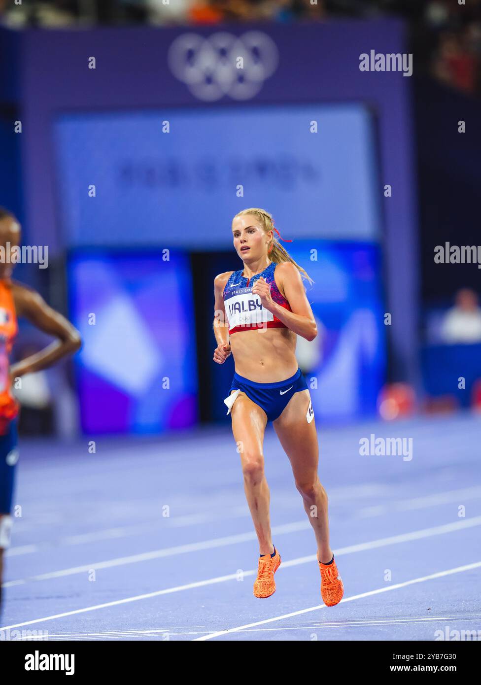 Parker Valby Practicing Parker Valby participating in the 10.000 meters at the Paris 2024 ...