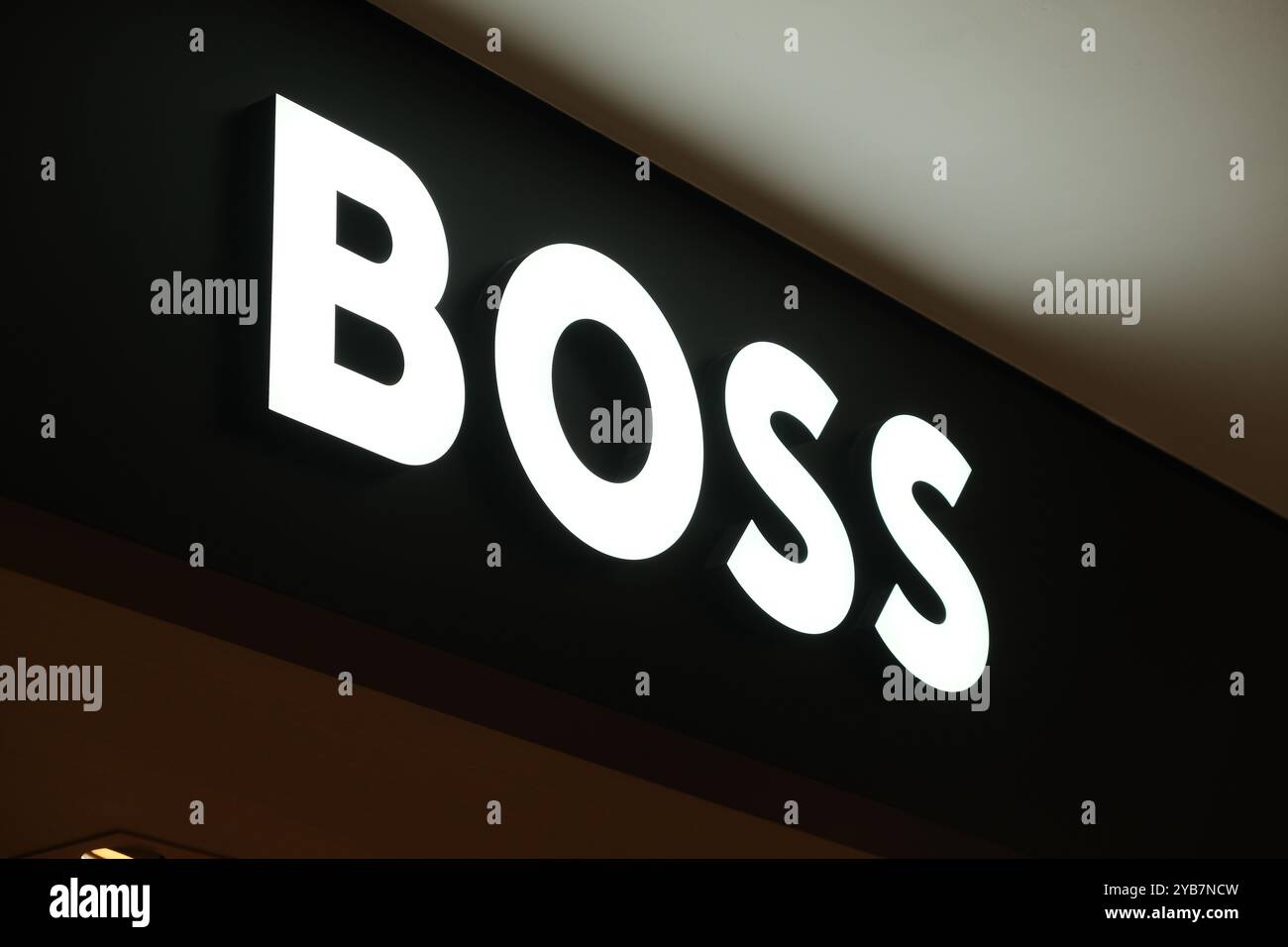 Hugo boss sign hi-res stock photography and images - Alamy Hugo boss sign hi-res stock photography and images - Alamy